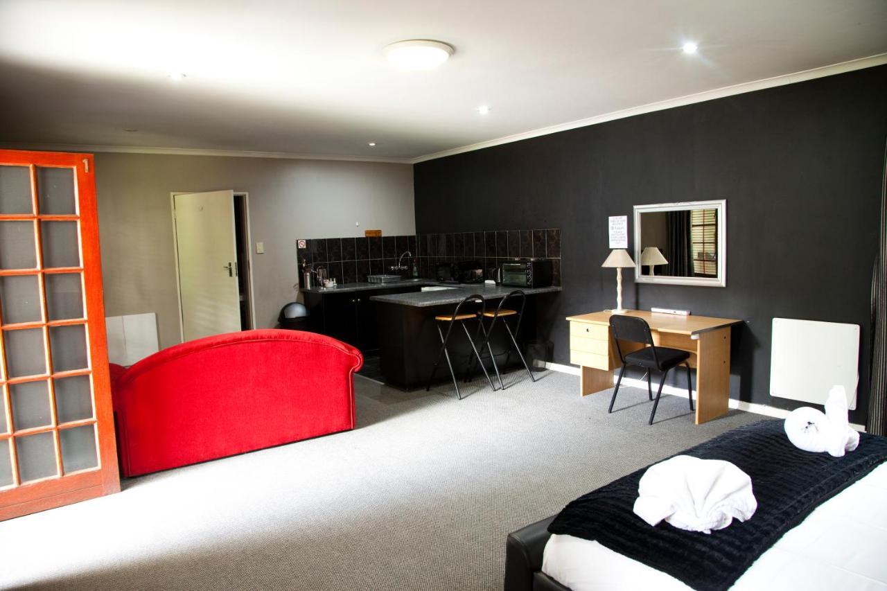 The Gables Middelburg Mpu Hotel Екстериор снимка